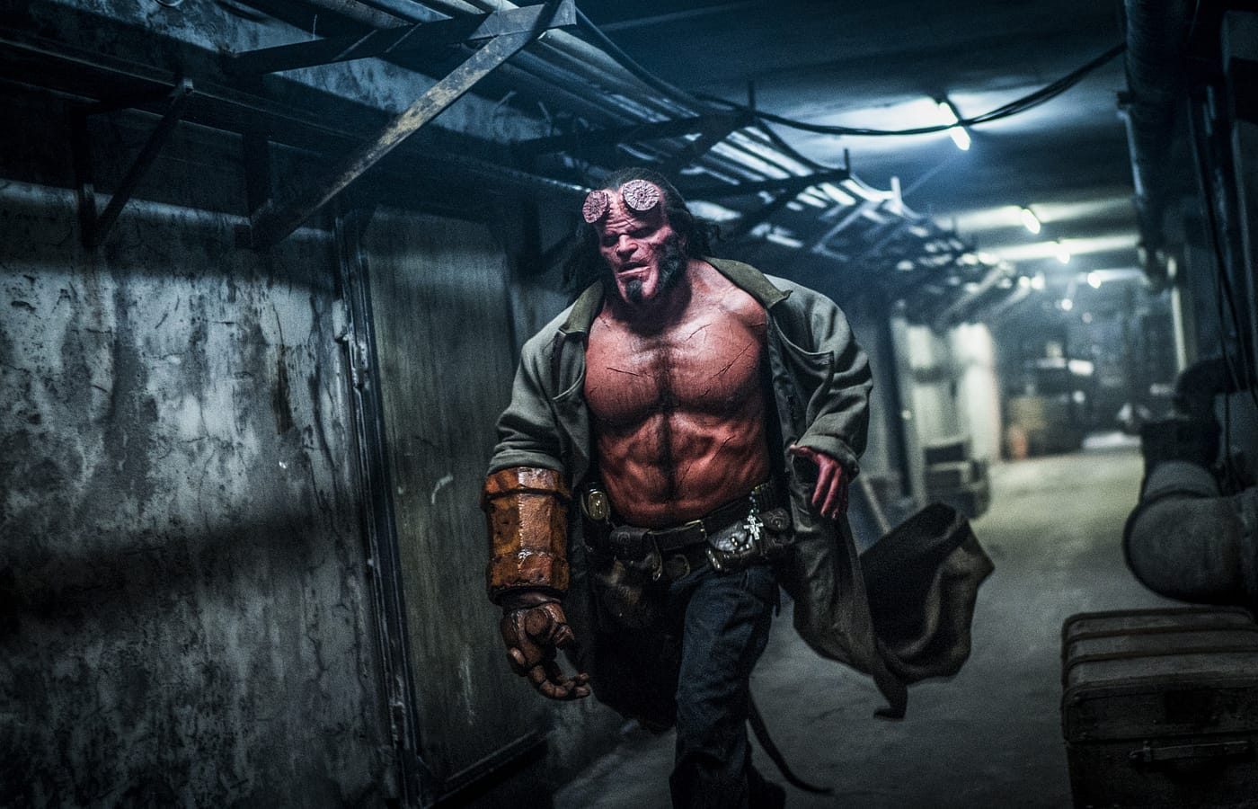 Hellboy: data di uscita, foto promozionali e nuovo poster