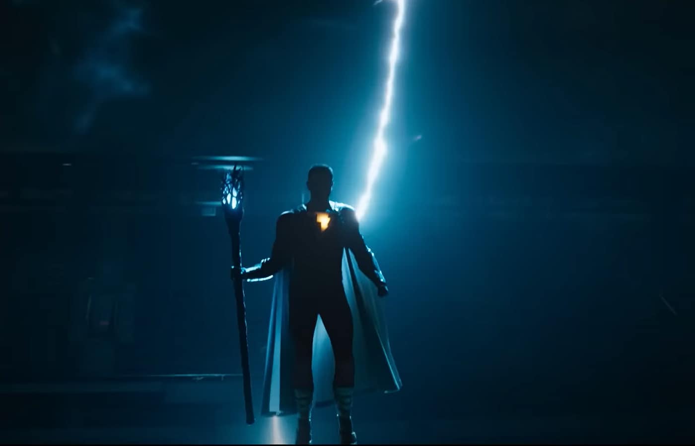 Shazam Furia degli Dei – un DC meno cupo: Recensione