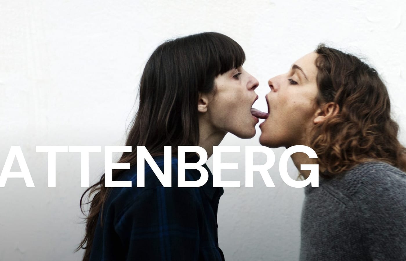 Attenberg, dopo 14 anni esce nelle sale italiane – La recensione