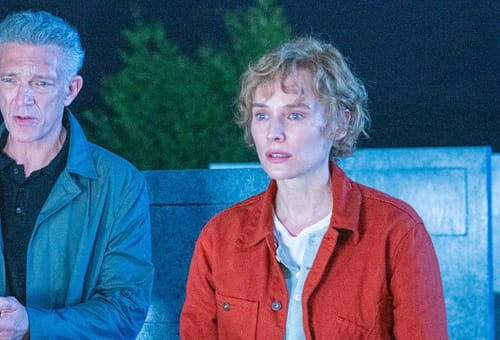 The Shrouds – ecco il poster del nuovo film di David Cronenberg