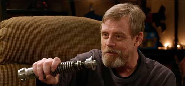 Star Wars: Mark Hamill si riunisce con la spada laser del Ritorno dello Jedi