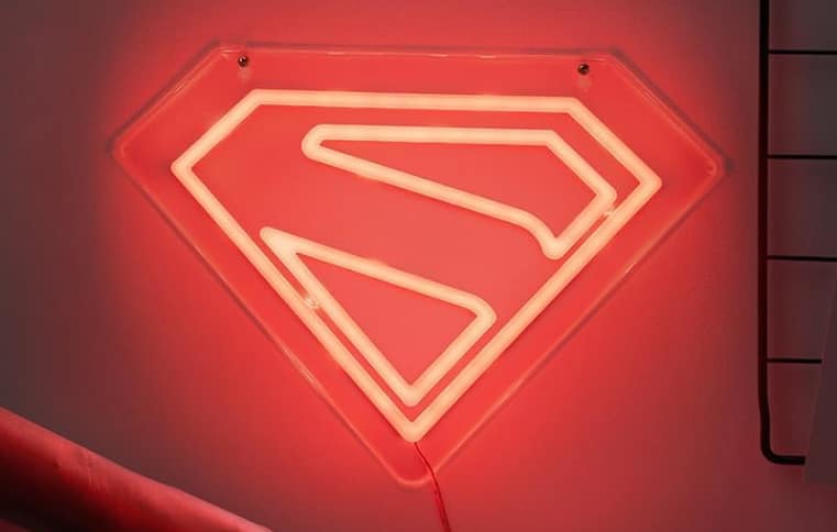 DC Summer 2026: Warner Bros. lancia la collezione ufficiale
