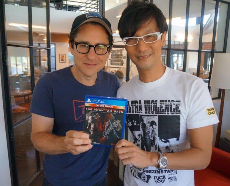 INDIVIDUATI KEVIN SMITH E L’EASTER EGG DI HIDEO KOJIMA IN STAR WARS: THE FORCE AWAKENS